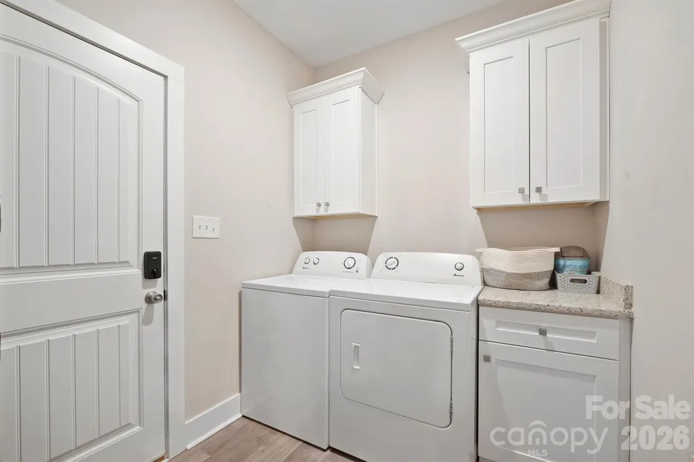 1544 Farmington Hills Drive Conover, NC 28613