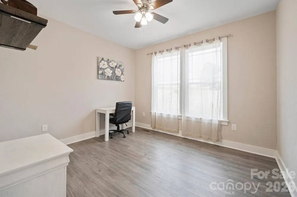 1544 Farmington Hills Drive Conover, NC 28613
