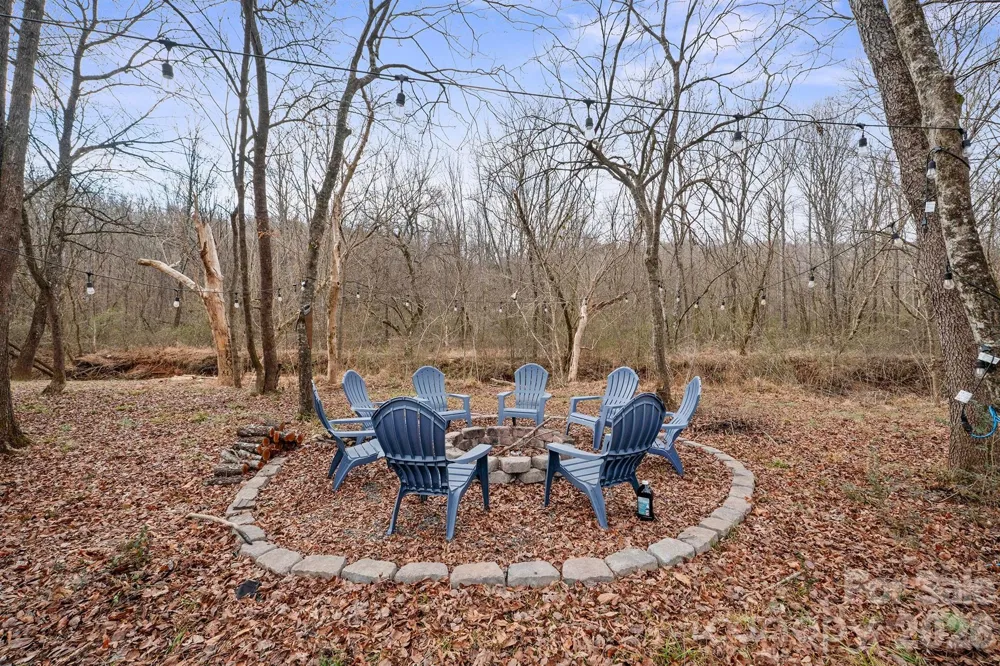 1544 Farmington Hills Drive Conover, NC 28613