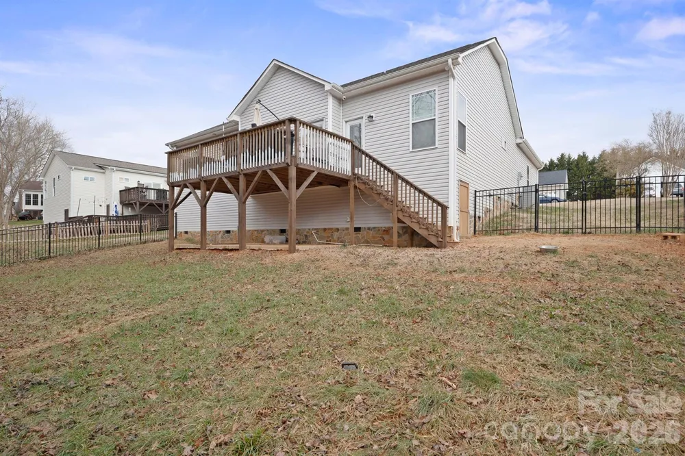 1544 Farmington Hills Drive Conover, NC 28613