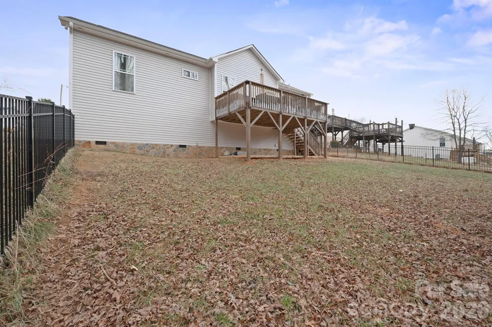 1544 Farmington Hills Drive Conover, NC 28613