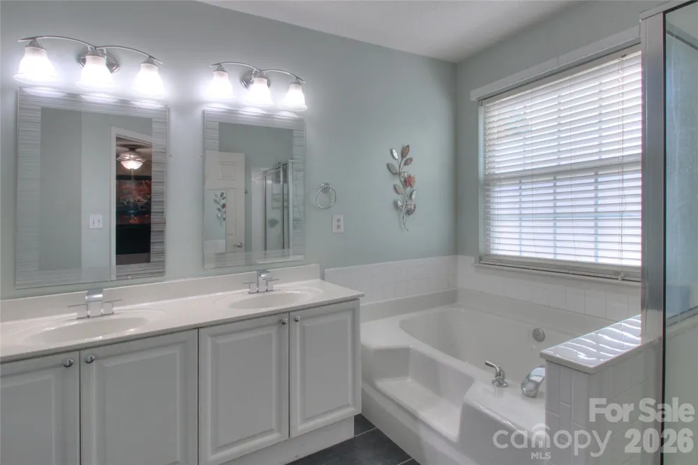7800 Kingston Drive Waxhaw, NC 28173