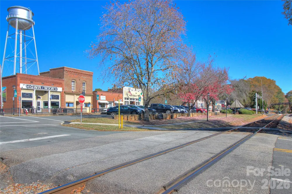 7800 Kingston Drive Waxhaw, NC 28173