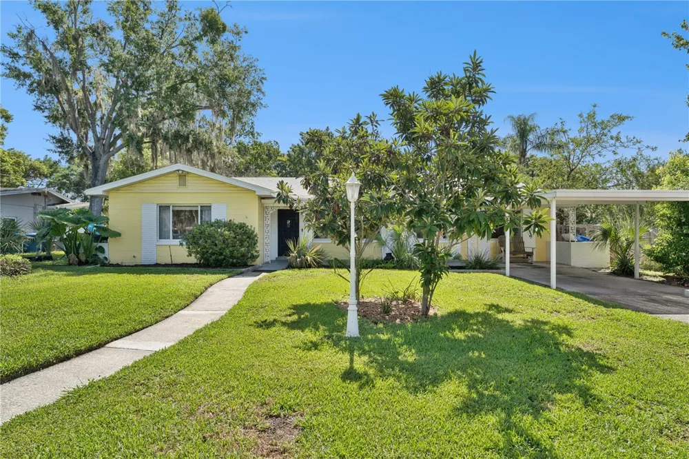 1003 LAKE BELL DRIVE Winter Park, FL 32789
