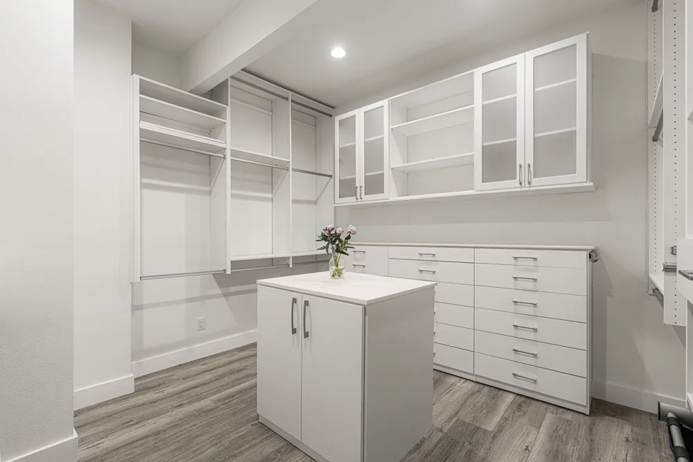 6103 Twin Ledge Drive Austin, TX 78731