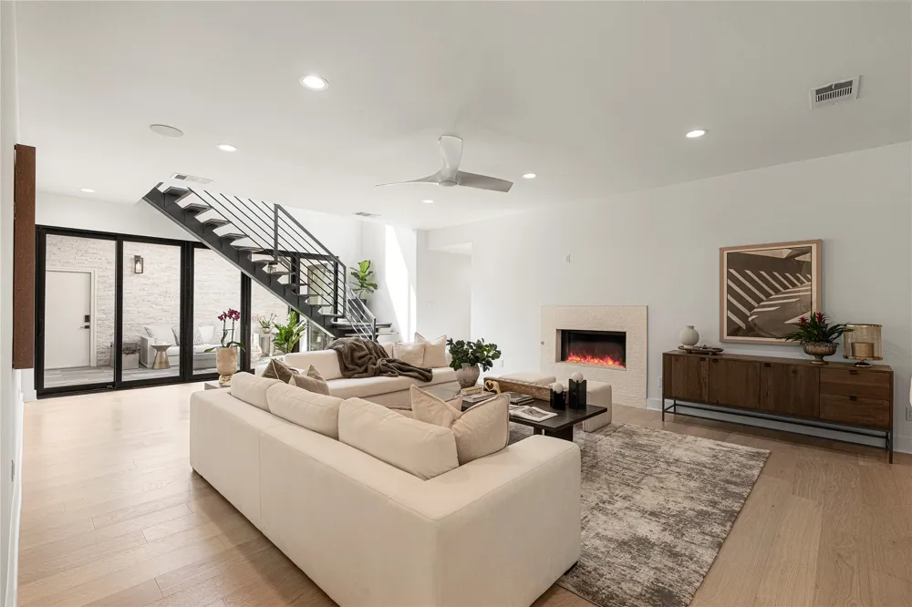 6103 Twin Ledge Drive Austin, TX 78731