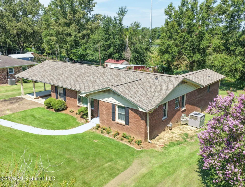256 Pollard Street Batesville, MS 38606