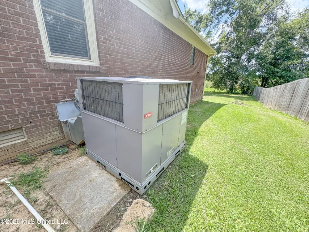 256 Pollard Street Batesville, MS 38606