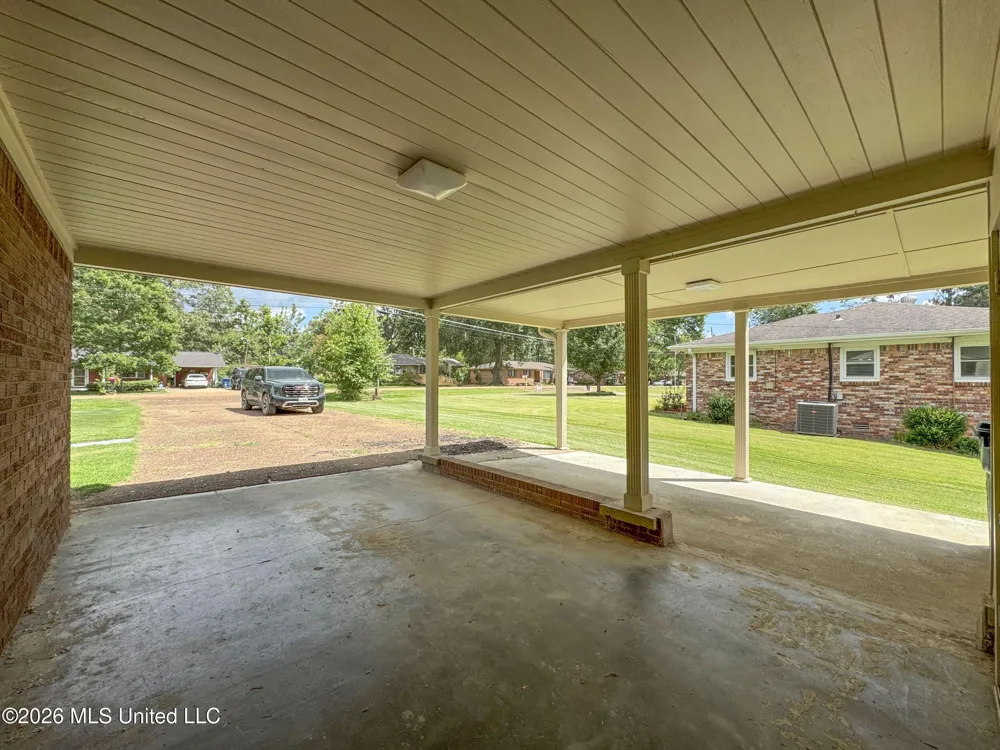 256 Pollard Street Batesville, MS 38606