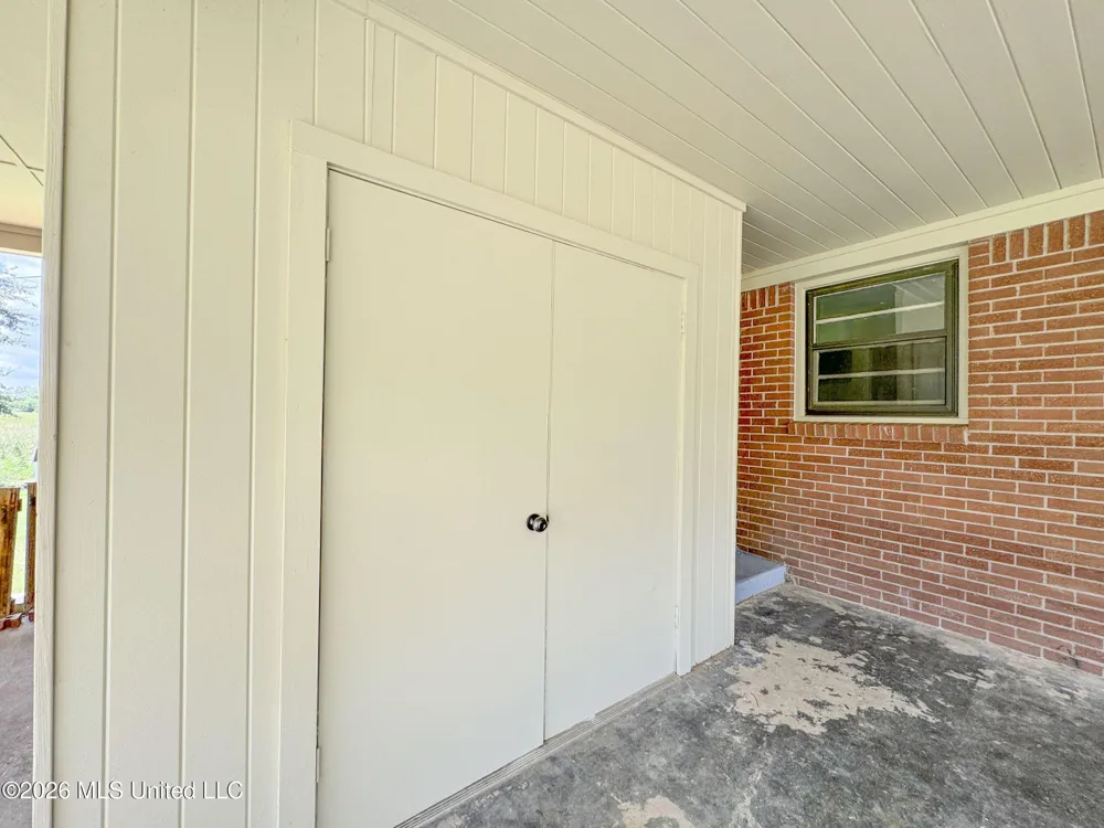 256 Pollard Street Batesville, MS 38606