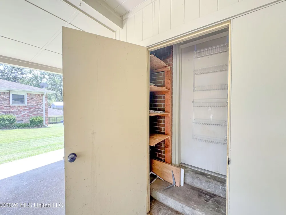 256 Pollard Street Batesville, MS 38606