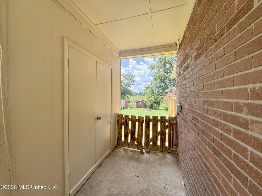 256 Pollard Street Batesville, MS 38606