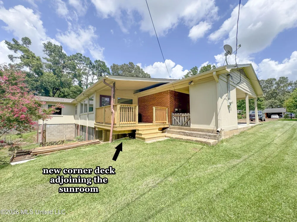 256 Pollard Street Batesville, MS 38606