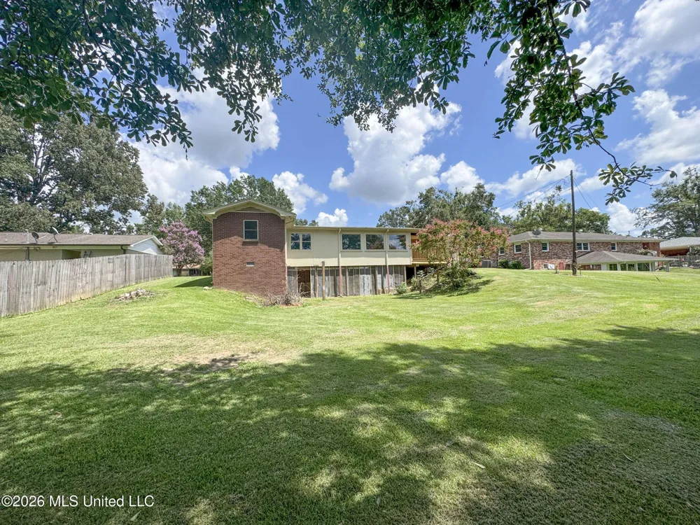 256 Pollard Street Batesville, MS 38606
