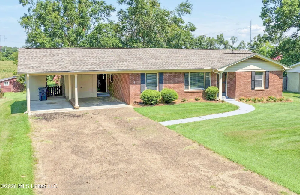 256 Pollard Street Batesville, MS 38606