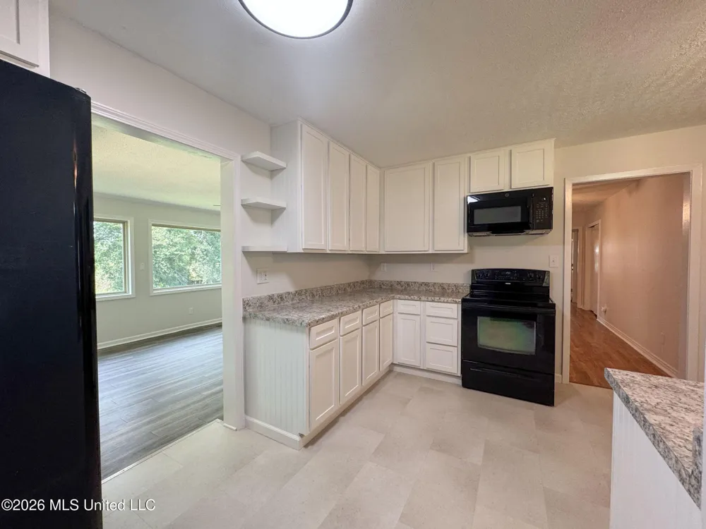 256 Pollard Street Batesville, MS 38606