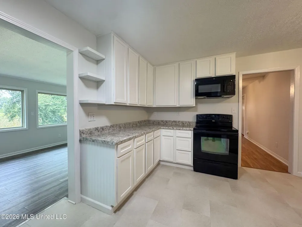 256 Pollard Street Batesville, MS 38606