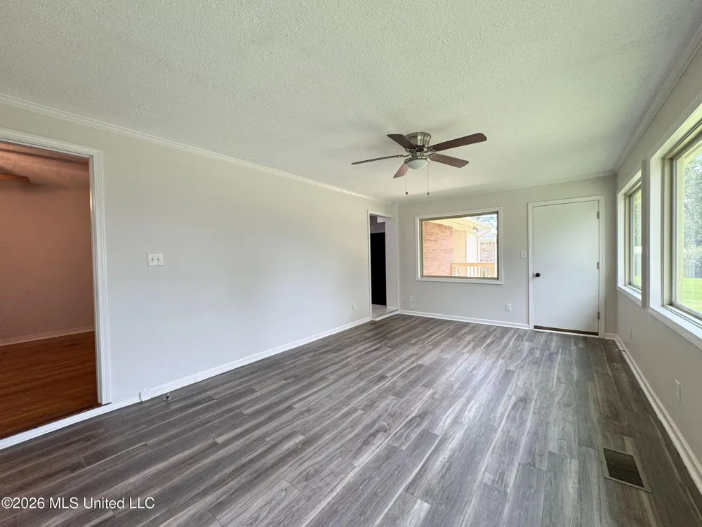 256 Pollard Street Batesville, MS 38606