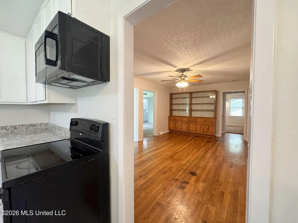 256 Pollard Street Batesville, MS 38606