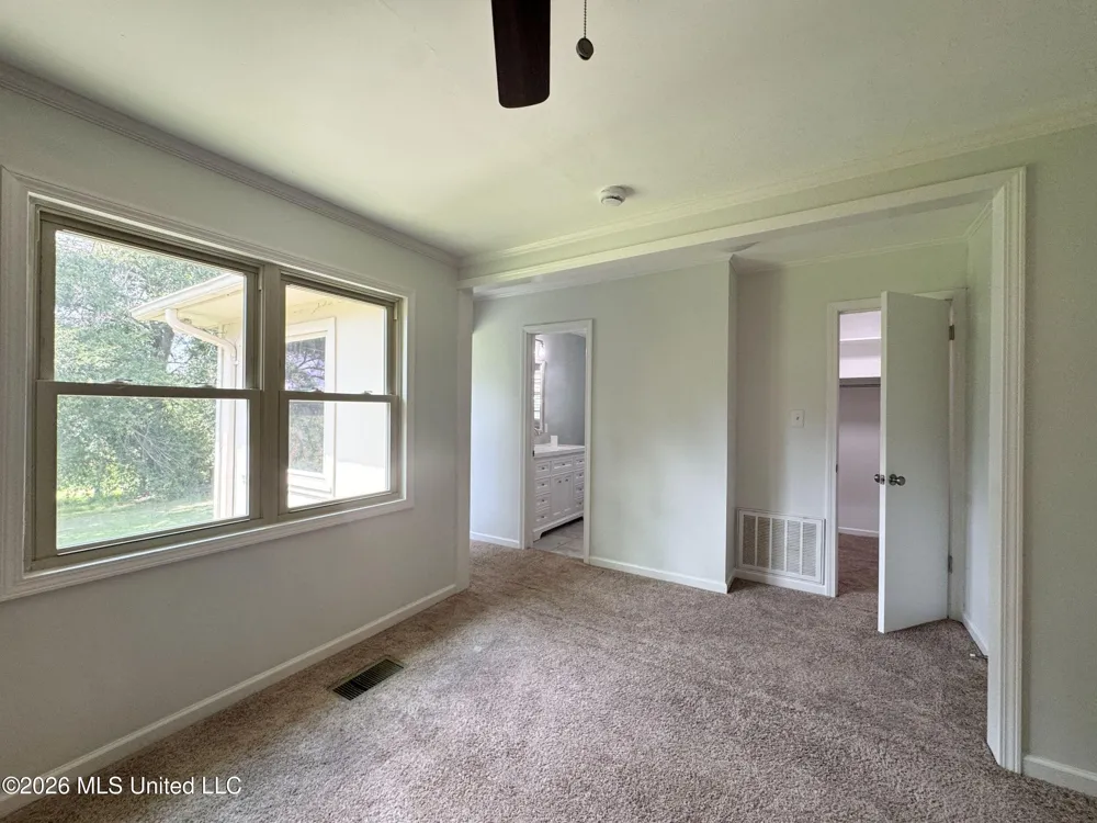 256 Pollard Street Batesville, MS 38606