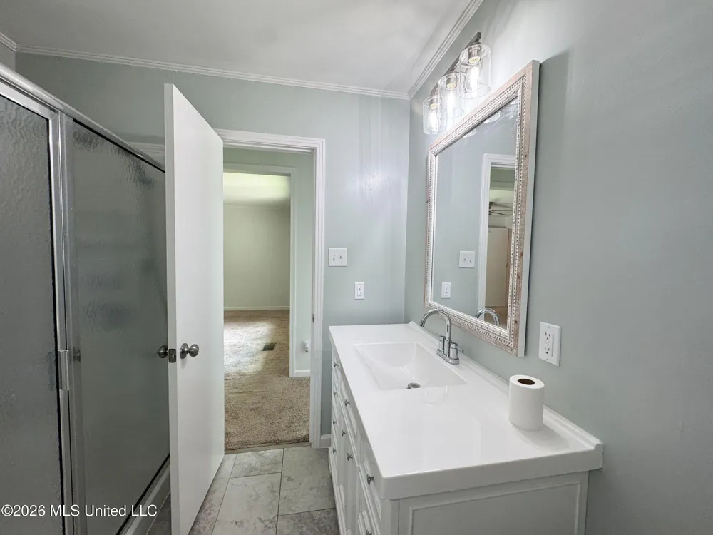 256 Pollard Street Batesville, MS 38606