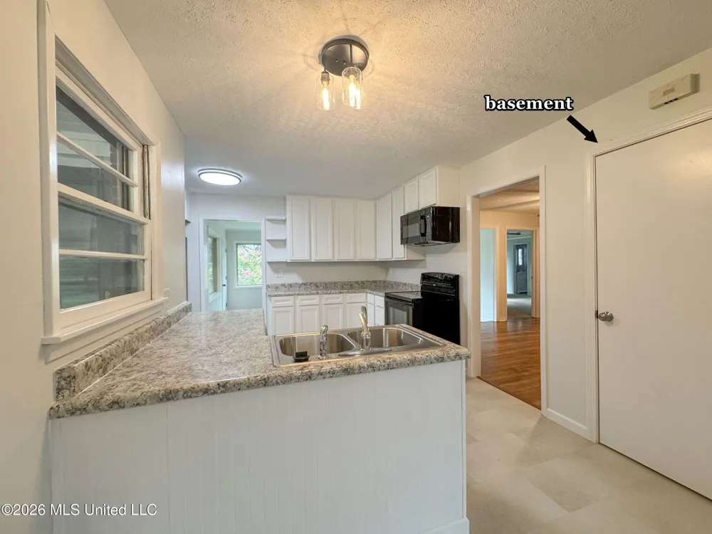 256 Pollard Street Batesville, MS 38606
