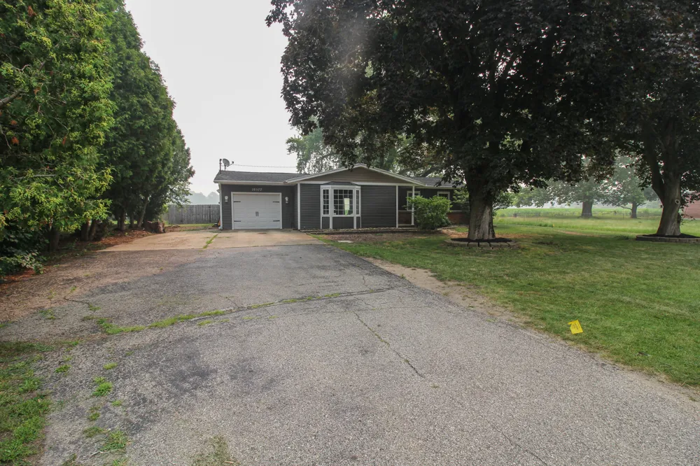 10577 S Sprinkle Road Vicksburg, MI 49097
