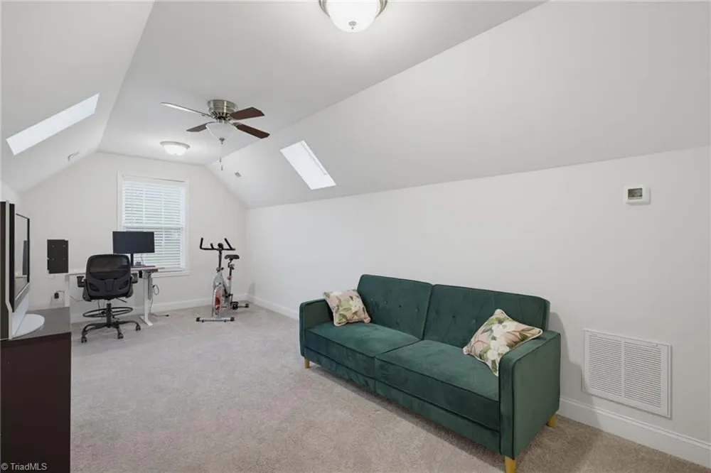 6509 Marion Gibson Way Oak Ridge, NC 27310