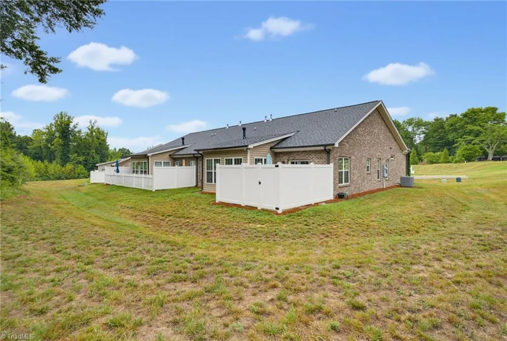 6509 Marion Gibson Way Oak Ridge, NC 27310