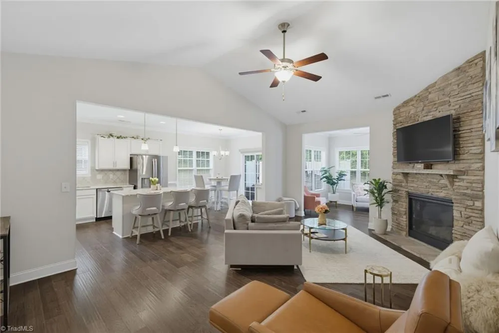 6509 Marion Gibson Way Oak Ridge, NC 27310