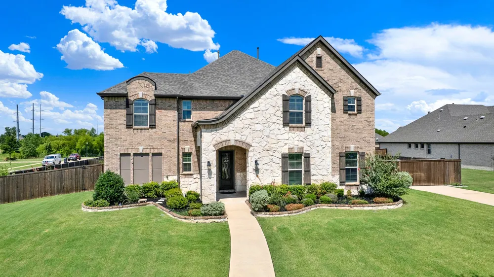 295 Crystal Cove Sunnyvale, TX 75182