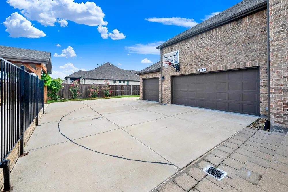 295 Crystal Cove Sunnyvale, TX 75182