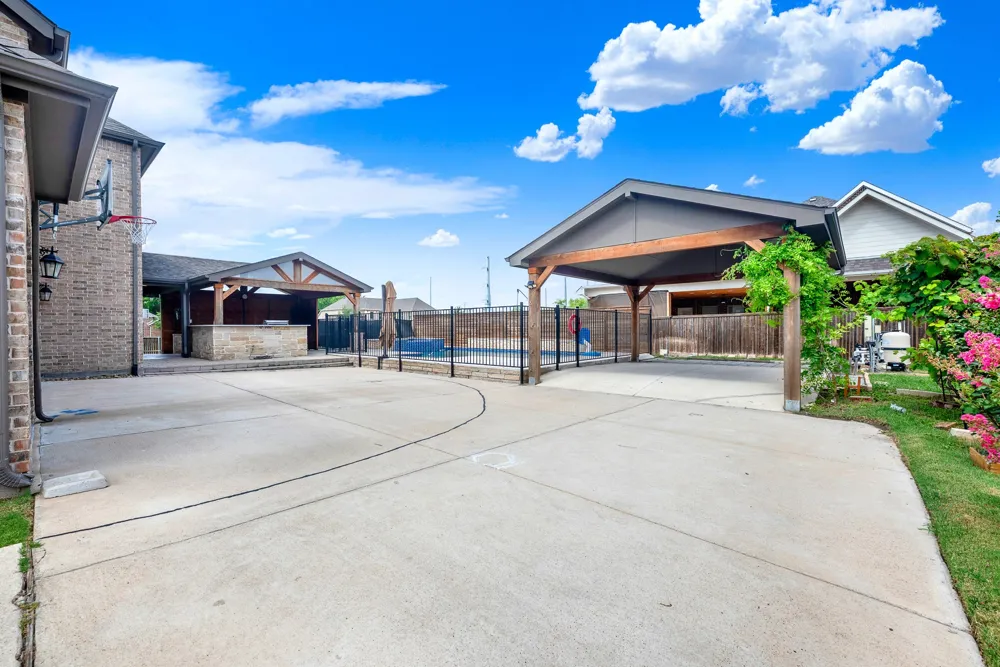 295 Crystal Cove Sunnyvale, TX 75182