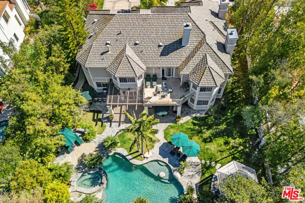 5405 Fremantle Lane Calabasas, CA 91302