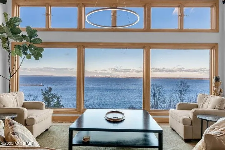 18 BELVIDERE RD Atlantic Highlands, NJ 07716