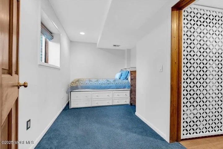 18 BELVIDERE RD Atlantic Highlands, NJ 07716