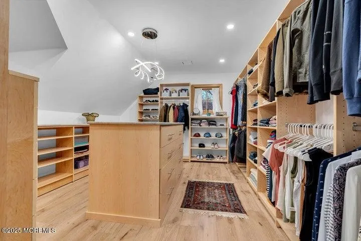 18 BELVIDERE RD Atlantic Highlands, NJ 07716