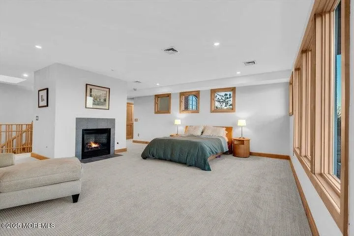 18 BELVIDERE RD Atlantic Highlands, NJ 07716