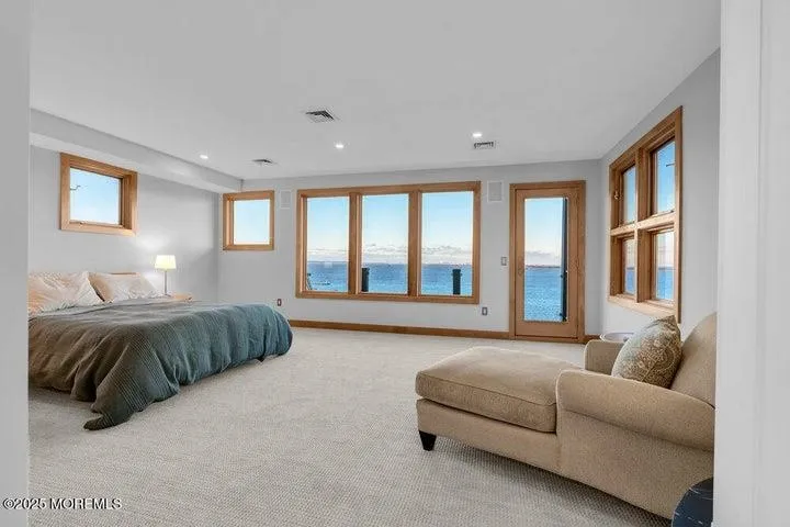 18 BELVIDERE RD Atlantic Highlands, NJ 07716