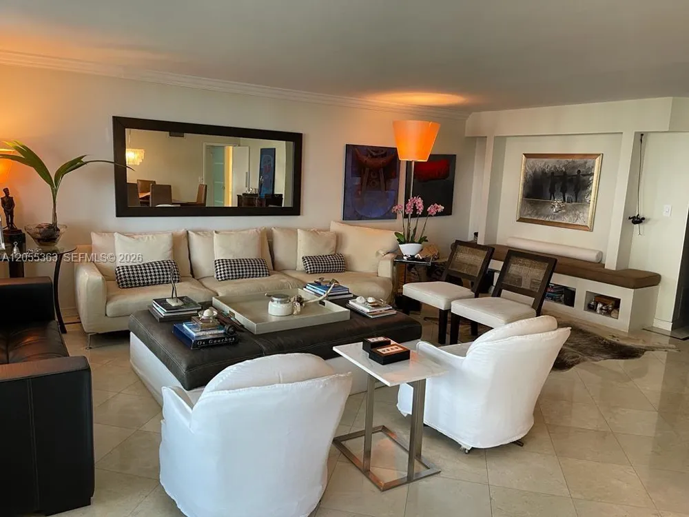 600 Grapetree Dr #7CS Key Biscayne, FL 33149