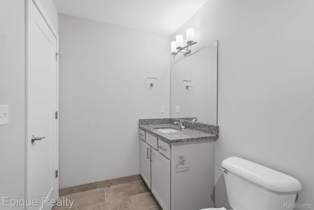 25550 Grandview Lane #39 Novi City, MI 48375