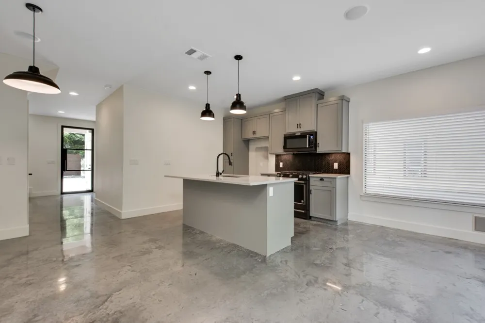 400 W Monroe Street #A Austin, TX 78704
