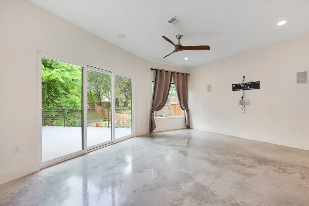 400 W Monroe Street #A Austin, TX 78704