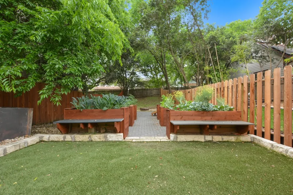 400 W Monroe Street #A Austin, TX 78704