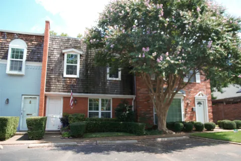 1349 Roaring Springs Road