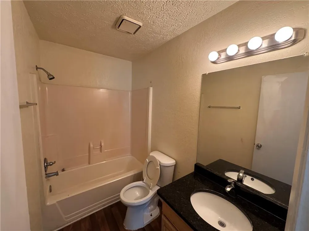 3102 Destin Circle #3102 Snellville, GA 30078