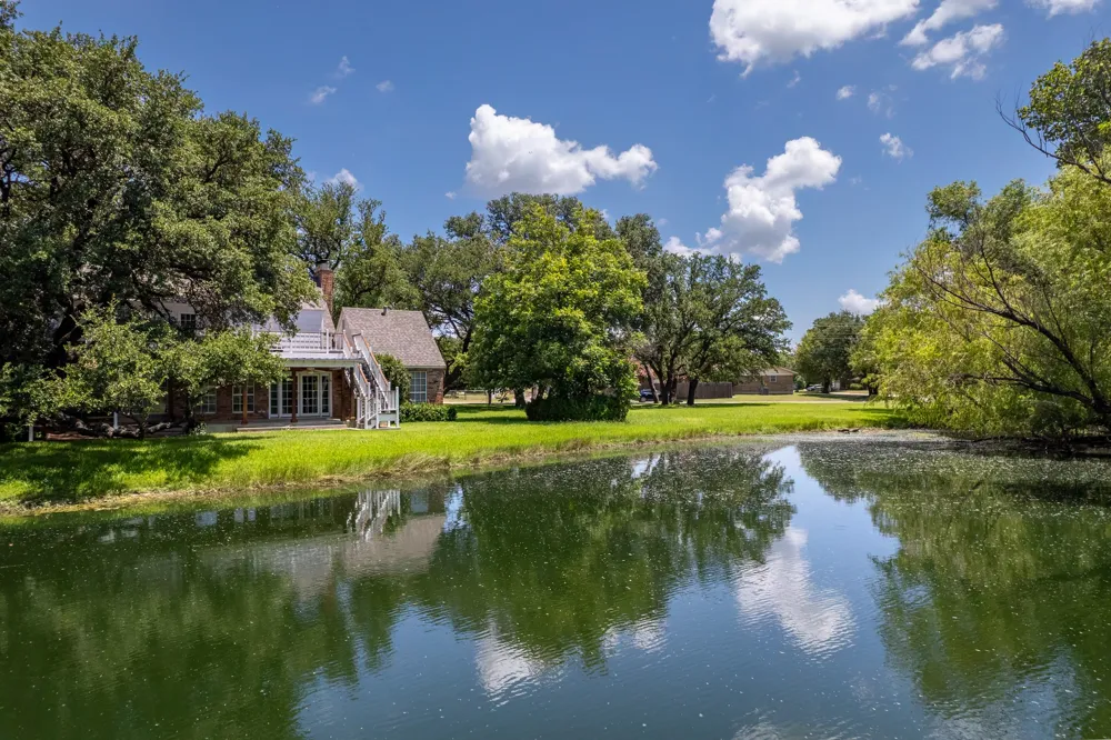 4501 River Oaks Drive Brownwood, TX 76801