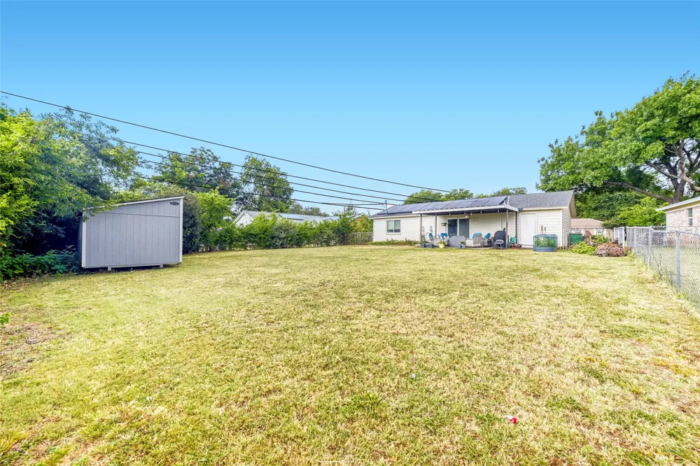 216 Prairie View Road Crowley, TX 76036
