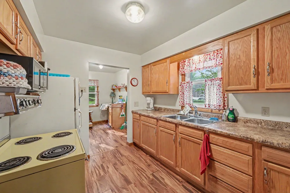 45296 15th Avenue Bloomingdale Township, MI 49026