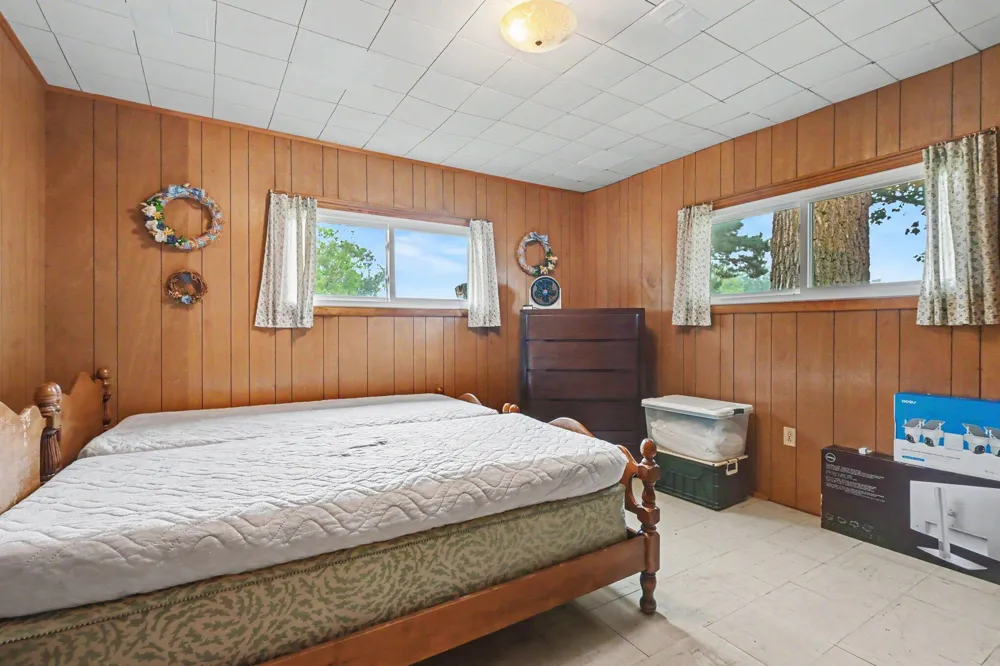 45296 15th Avenue Bloomingdale Township, MI 49026